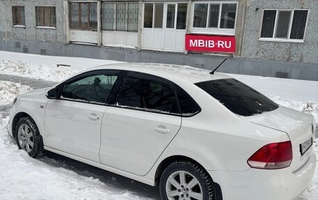 Volkswagen Polo VI (EU Market), 2013 год, 880 000 рублей, 3 фотография