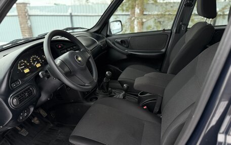 Chevrolet Niva I рестайлинг, 2017 год, 719 000 рублей, 9 фотография