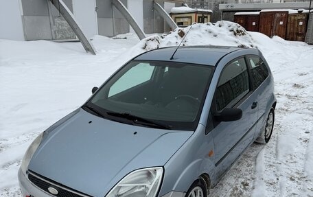 Ford Fiesta, 2005 год, 190 000 рублей, 2 фотография