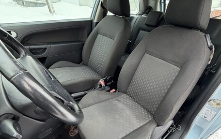 Ford Fiesta, 2005 год, 190 000 рублей, 18 фотография