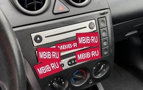 Ford Fiesta, 2005 год, 190 000 рублей, 21 фотография