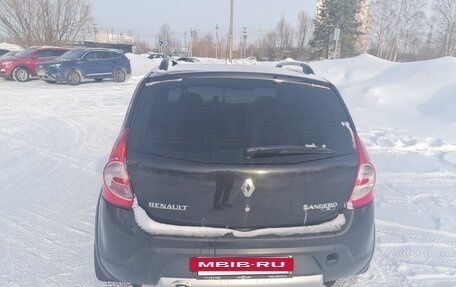 Renault Sandero I, 2014 год, 830 000 рублей, 2 фотография