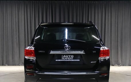 Toyota Highlander III, 2013 год, 1 899 000 рублей, 15 фотография