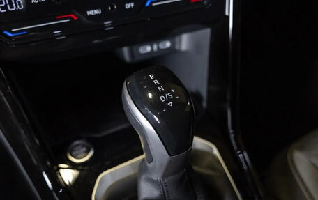 Volkswagen T-Roc I, 2022 год, 2 000 000 рублей, 20 фотография