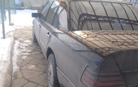 Mercedes-Benz W124, 1988 год, 350 000 рублей, 4 фотография