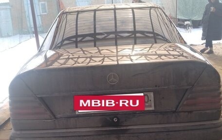 Mercedes-Benz W124, 1988 год, 350 000 рублей, 3 фотография