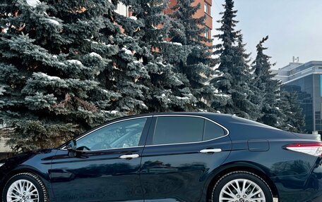 Toyota Camry, 2019 год, 3 590 000 рублей, 6 фотография