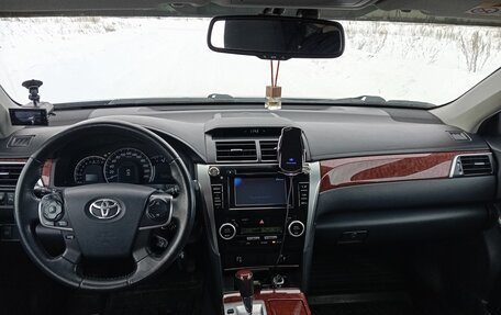 Toyota Camry, 2014 год, 1 790 000 рублей, 15 фотография