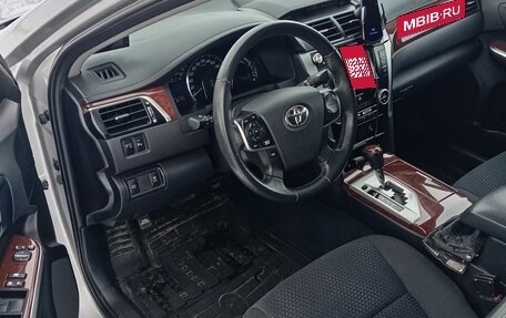 Toyota Camry, 2014 год, 1 790 000 рублей, 9 фотография