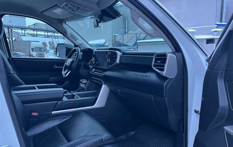 Toyota Tundra, 2023 год, 6 250 000 рублей, 9 фотография