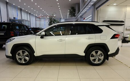 Toyota RAV4, 2019 год, 3 200 000 рублей, 10 фотография