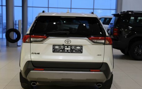 Toyota RAV4, 2019 год, 3 200 000 рублей, 7 фотография