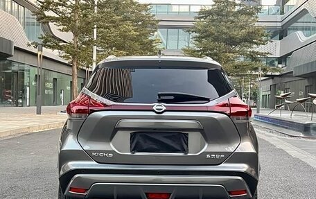 Nissan Kicks I, 2022 год, 1 840 000 рублей, 6 фотография