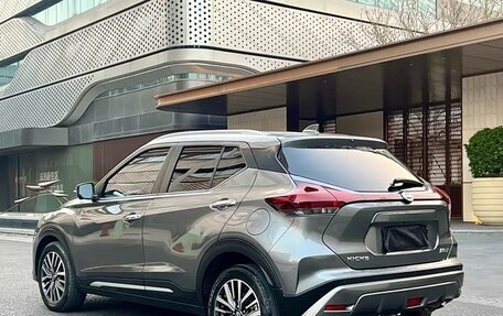 Nissan Kicks I, 2022 год, 1 840 000 рублей, 4 фотография