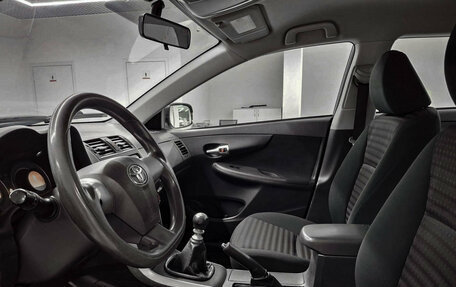 Toyota Corolla, 2011 год, 1 099 000 рублей, 16 фотография