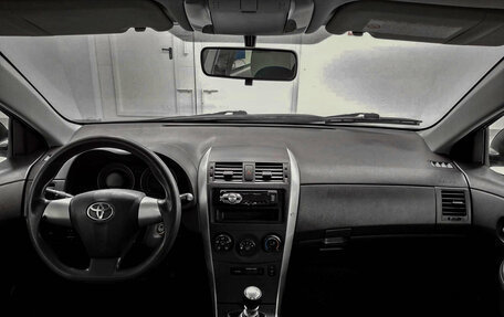 Toyota Corolla, 2011 год, 1 099 000 рублей, 14 фотография