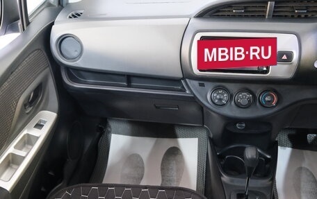 Toyota Vitz, 2014 год, 819 000 рублей, 19 фотография