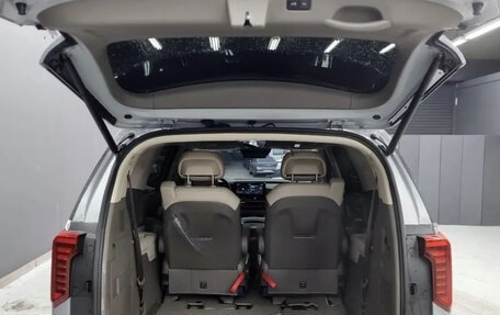 KIA Carnival, 2025 год, 6 100 000 рублей, 7 фотография