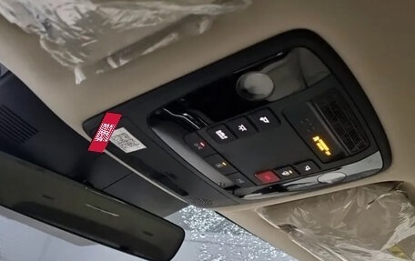 KIA Carnival, 2025 год, 6 100 000 рублей, 14 фотография