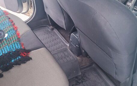 Nissan Note II рестайлинг, 2011 год, 700 000 рублей, 14 фотография