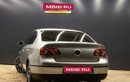Volkswagen Passat B6, 2009 год, 699 000 рублей, 3 фотография