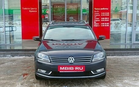 Volkswagen Passat B7, 2011 год, 1 349 000 рублей, 2 фотография