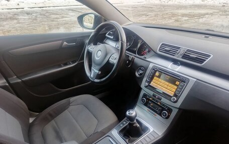 Volkswagen Passat B7, 2011 год, 1 349 000 рублей, 14 фотография