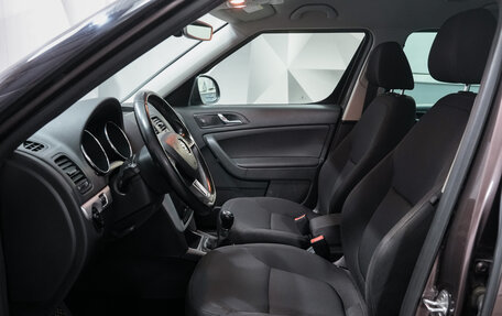 Skoda Yeti I рестайлинг, 2017 год, 1 393 000 рублей, 10 фотография