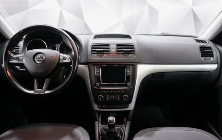 Skoda Yeti I рестайлинг, 2017 год, 1 393 000 рублей, 11 фотография