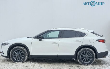 Mazda CX-4, 2022 год, 2 799 000 рублей, 8 фотография