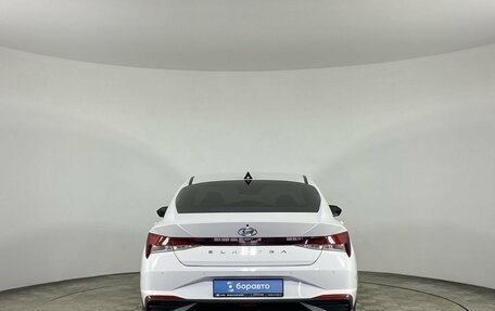 Hyundai Elantra, 2021 год, 1 850 000 рублей, 8 фотография