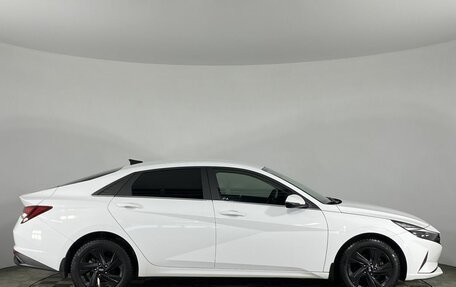 Hyundai Elantra, 2021 год, 1 850 000 рублей, 11 фотография