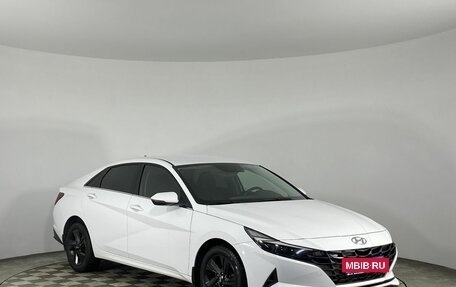 Hyundai Elantra, 2021 год, 1 850 000 рублей, 2 фотография