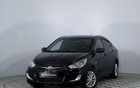 Hyundai Solaris II рестайлинг, 2013 год, 825 000 рублей, 1 фотография