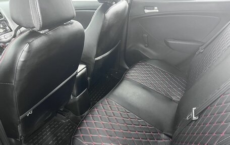 Hyundai Solaris II рестайлинг, 2013 год, 825 000 рублей, 5 фотография