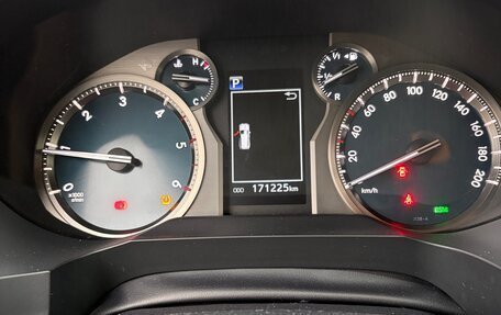 Toyota Land Cruiser Prado 150 рестайлинг 2, 2018 год, 5 300 000 рублей, 12 фотография