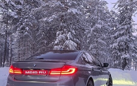 BMW 5 серия, 2019 год, 3 600 000 рублей, 28 фотография