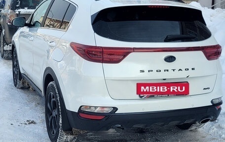 KIA Sportage IV рестайлинг, 2021 год, 2 590 000 рублей, 4 фотография