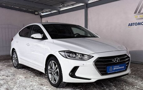 Hyundai Elantra VI рестайлинг, 2017 год, 1 699 000 рублей, 7 фотография