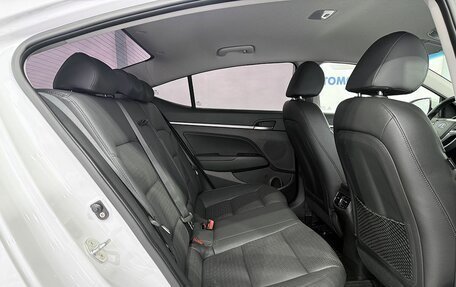 Hyundai Elantra VI рестайлинг, 2017 год, 1 699 000 рублей, 13 фотография