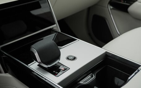 Land Rover Range Rover IV рестайлинг, 2025 год, 23 299 000 рублей, 17 фотография