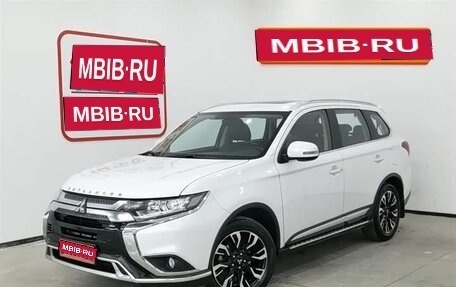 Mitsubishi Outlander III рестайлинг 3, 2021 год, 2 150 001 рублей, 1 фотография