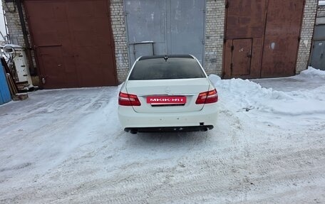 Mercedes-Benz E-Класс, 2010 год, 1 320 000 рублей, 6 фотография