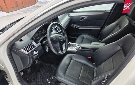 Mercedes-Benz E-Класс, 2010 год, 1 320 000 рублей, 13 фотография