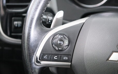 Mitsubishi Outlander III рестайлинг 3, 2012 год, 1 499 000 рублей, 14 фотография