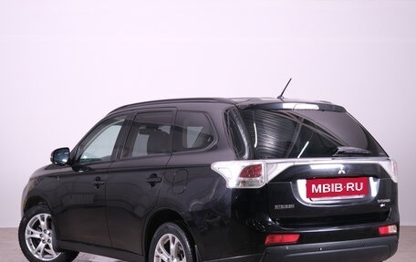 Mitsubishi Outlander III рестайлинг 3, 2012 год, 1 499 000 рублей, 5 фотография