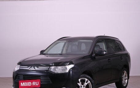 Mitsubishi Outlander III рестайлинг 3, 2012 год, 1 499 000 рублей, 4 фотография