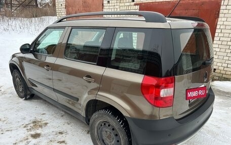 Skoda Yeti I рестайлинг, 2011 год, 949 000 рублей, 2 фотография