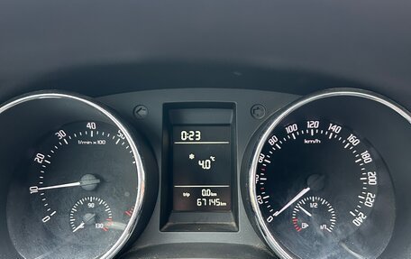 Skoda Yeti I рестайлинг, 2011 год, 949 000 рублей, 12 фотография