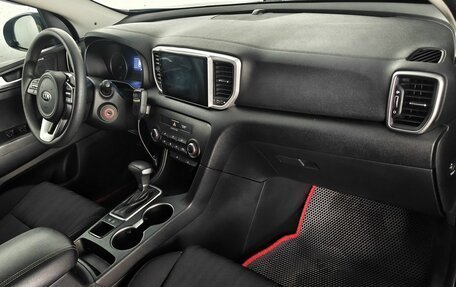 KIA Sportage IV рестайлинг, 2018 год, 2 099 000 рублей, 10 фотография